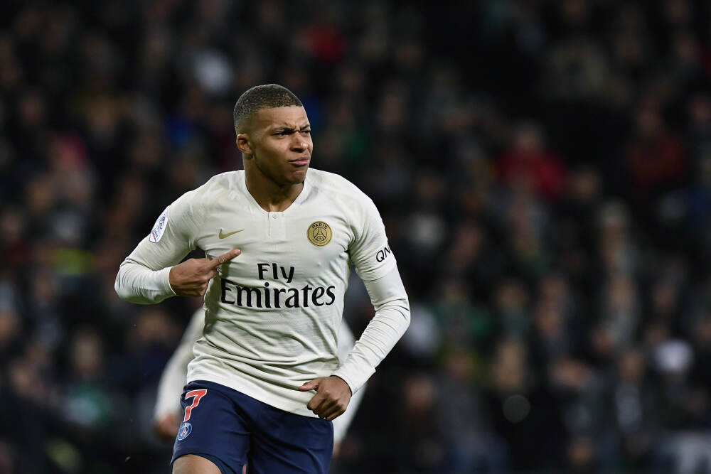 奋楫扬帆启新程 沙场练兵气如虹